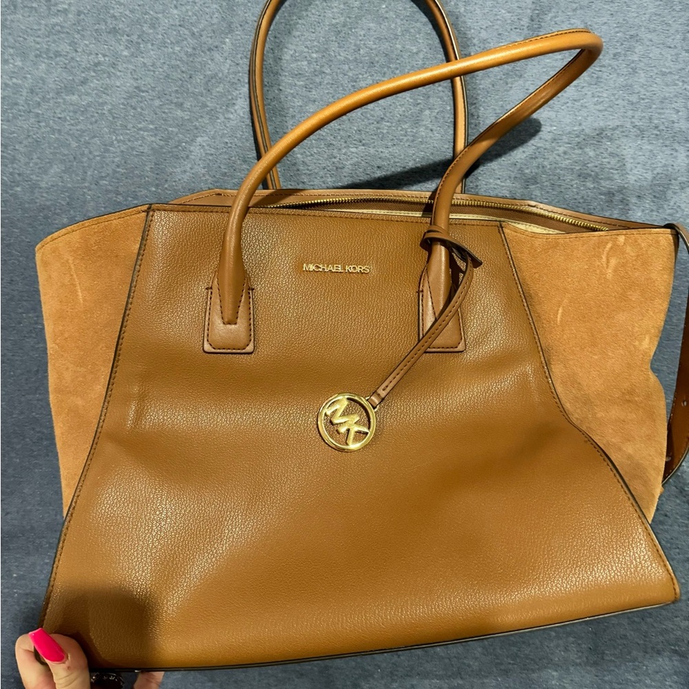 Michael Kors purse